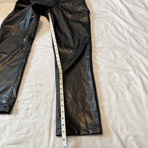 Abercrombie 26 / 2 90’s Straight Ultra High Rise Curve Love Pants Faux Leather - Picture 7 of 9